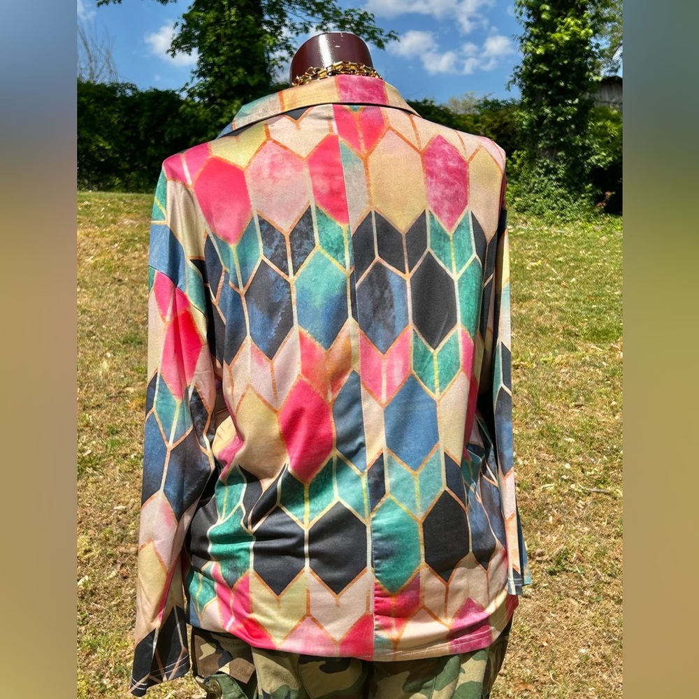 Color Block V- Neck Blouse - Picture 2 of 3